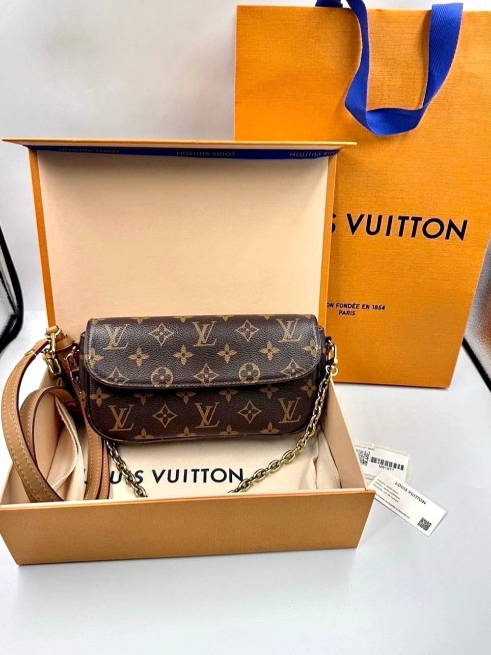 Louis Vuitton Pochette Felicie Monogram Crossbody Bag Brown & Tan NWT